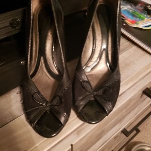Naturalizer high heels